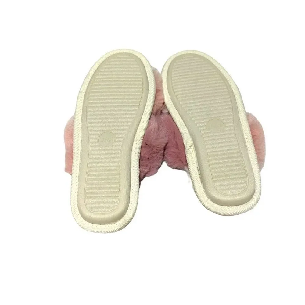 Cat & Jack Kid’s Crossband Fuzzy Slippers Size Large (4/5)